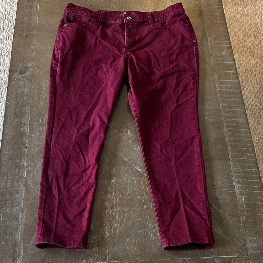 Women's Burgundy Slim Jeans